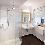 Hotel Familiengut Burgstaller Döbriach