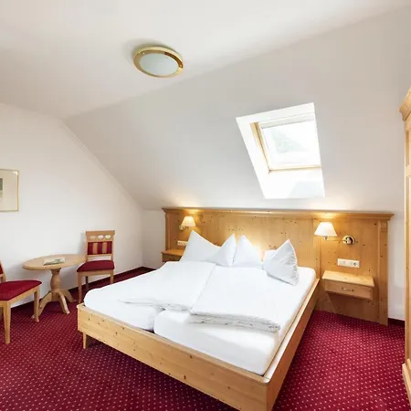 Familiengut Burgstaller 4* دوبرياخ