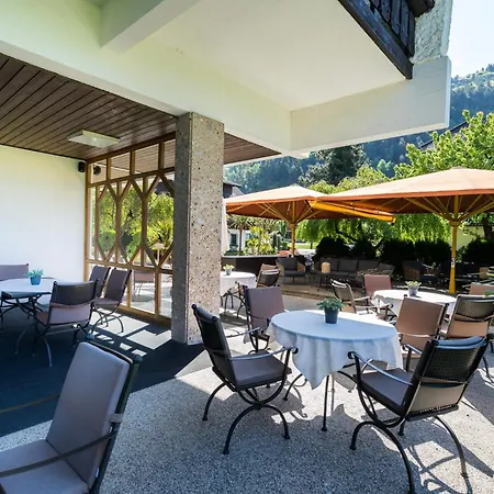 Familiengut Burgstaller Отель 4*