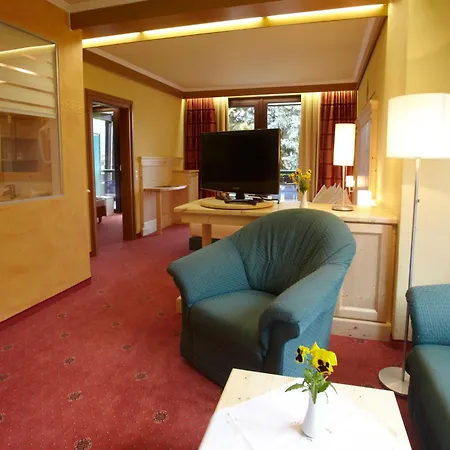 מלון Familiengut Burgstaller 4*