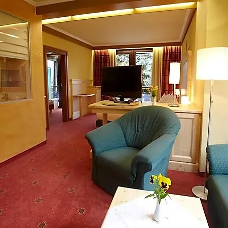Hotel Familiengut Burgstaller 4*