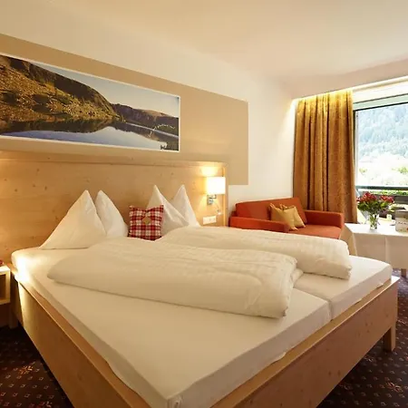 Familiengut Burgstaller Отель