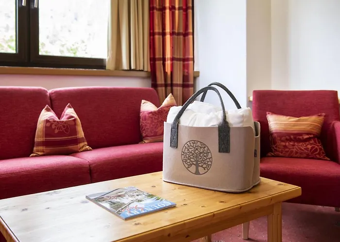 Hotel Familiengut Burgstaller Döbriach